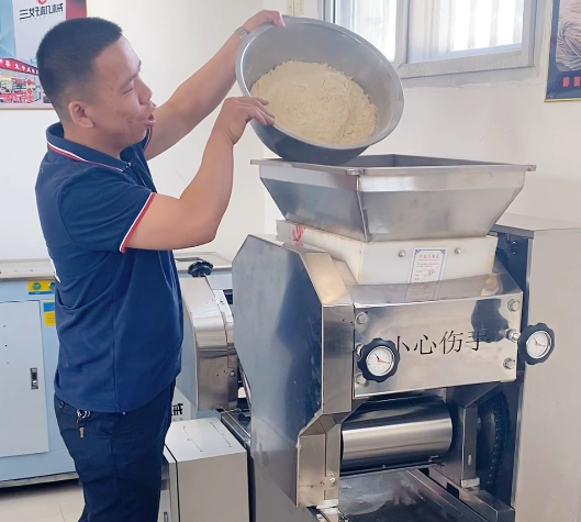 面條機(jī)怎么做出好吃的面條